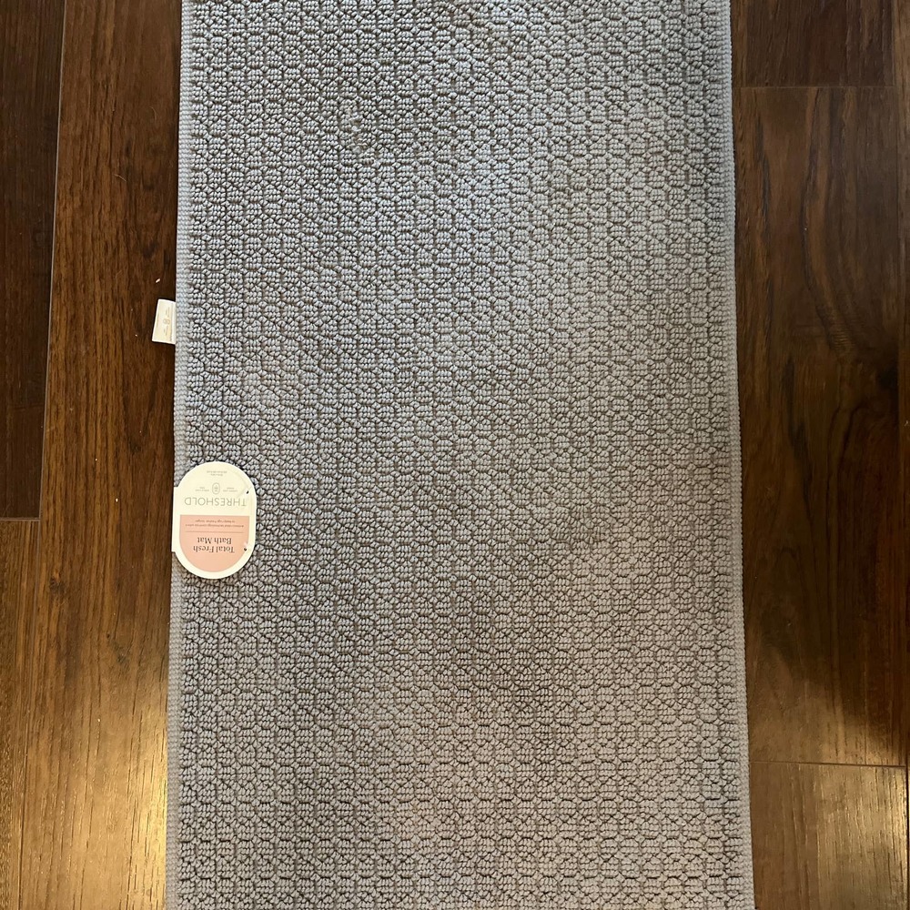 NWT bath floor mat grey Target